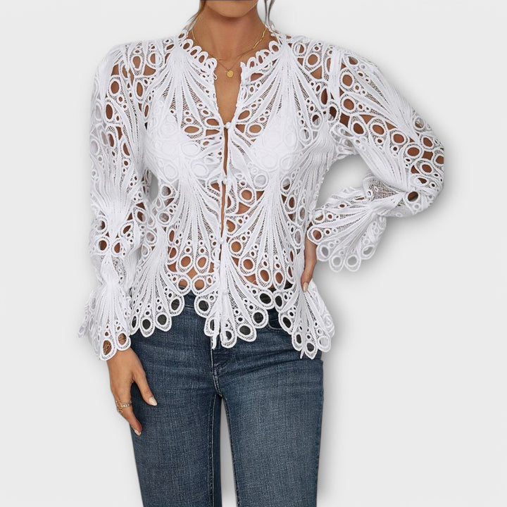 Malina – Elegantna Čipkasta Bluza